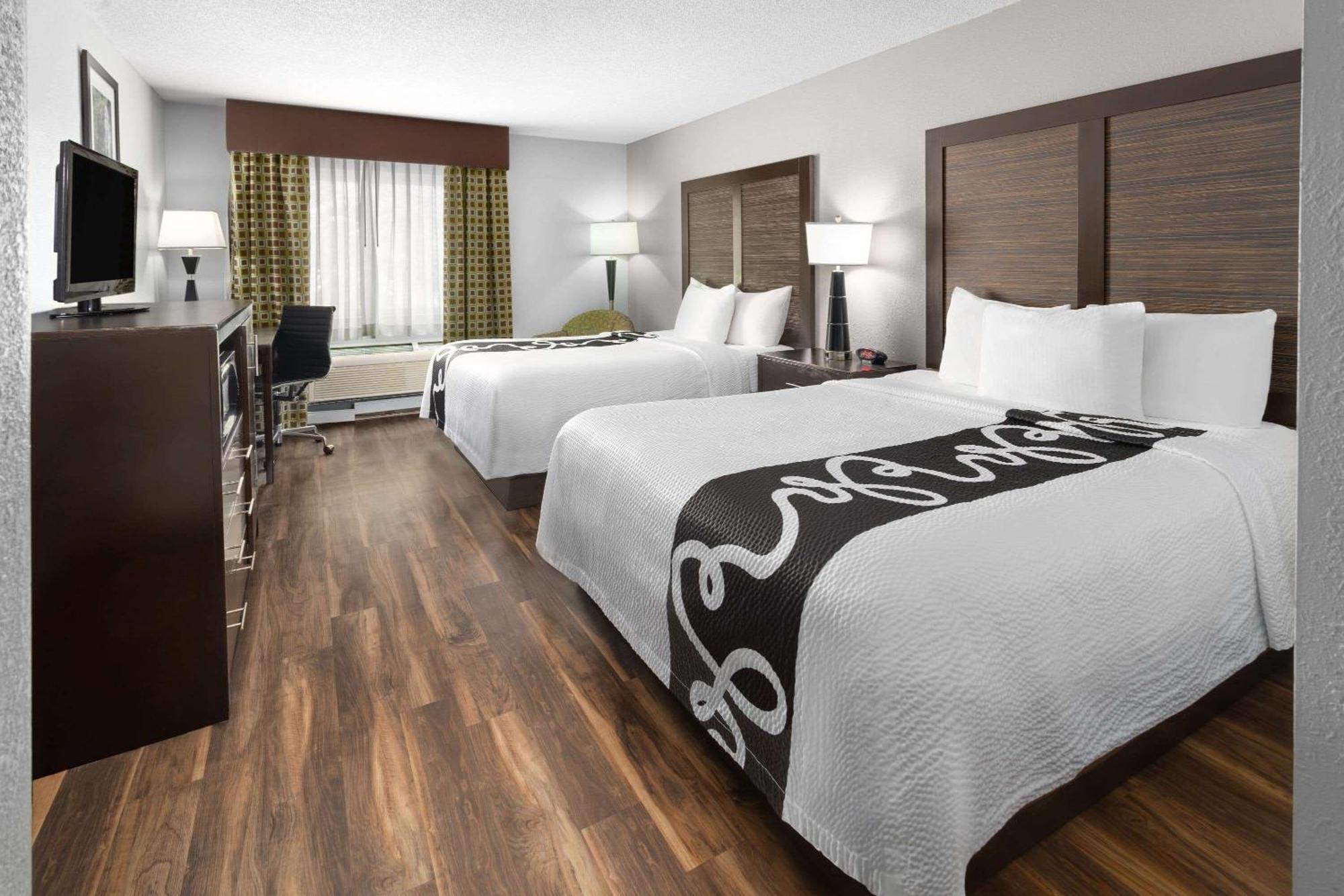 La Quinta Inn By Wyndham Buffalo Airport Вільямсвілл Екстер'єр фото