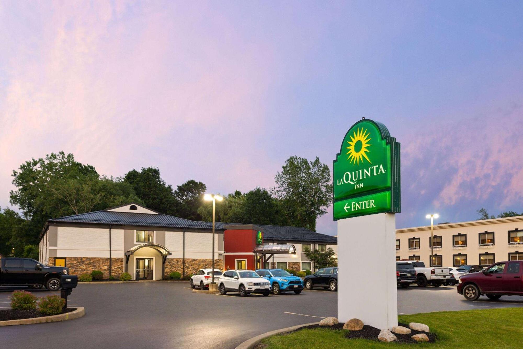 La Quinta Inn By Wyndham Buffalo Airport Вільямсвілл Екстер'єр фото